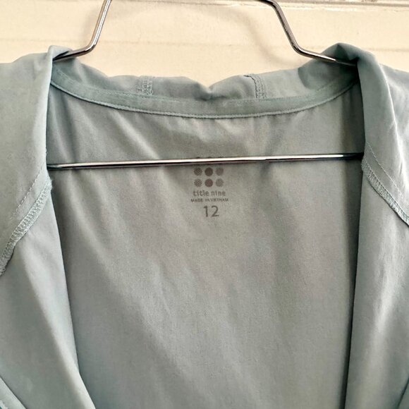 Title Nine Boom Hoodie / Hooded Dress with SPF - Picture 4 of 7